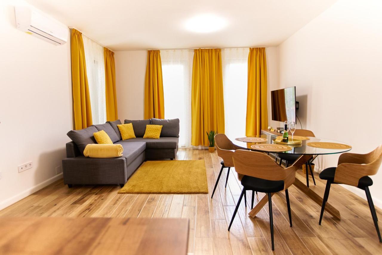 Апартаменты Starlight Bronze Szeged- Exclusive Экстерьер фото