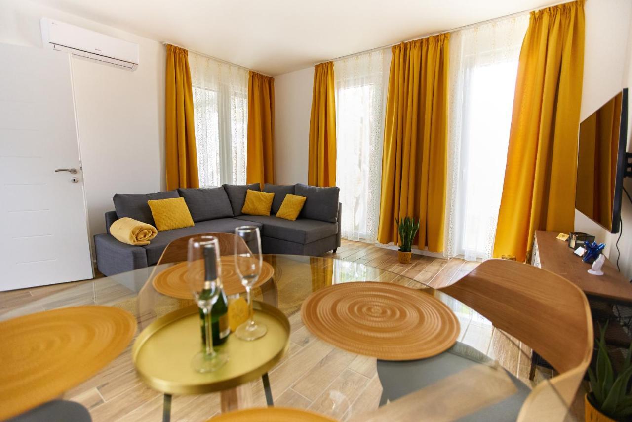 Апартаменты Starlight Bronze Szeged- Exclusive Экстерьер фото